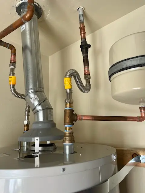 Water heater installation and plumbing repair in Hunt Ridge
